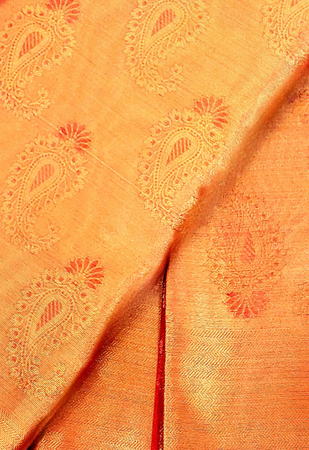 kanjivaram silk saree in red with golden zari work