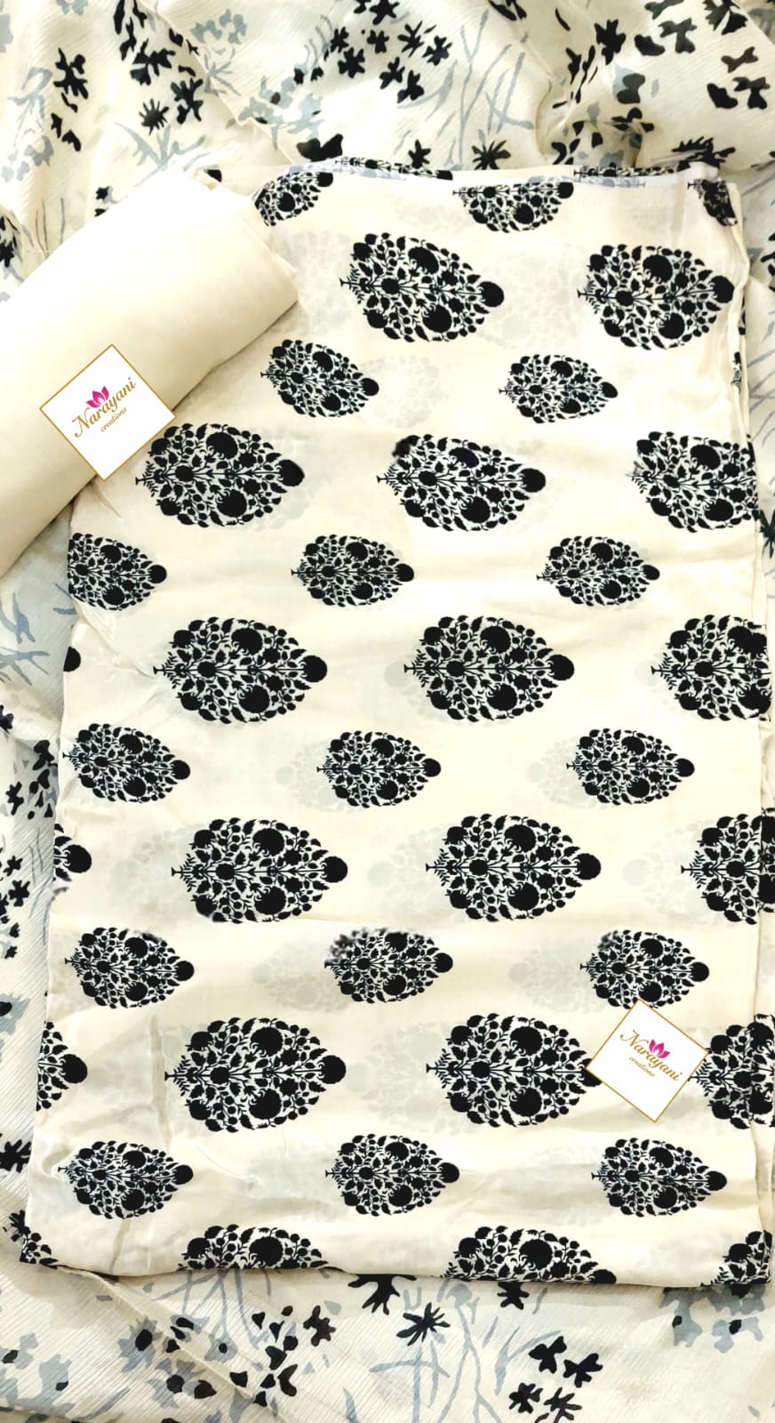Elegant Cream Crepe Printed Suit for Women
